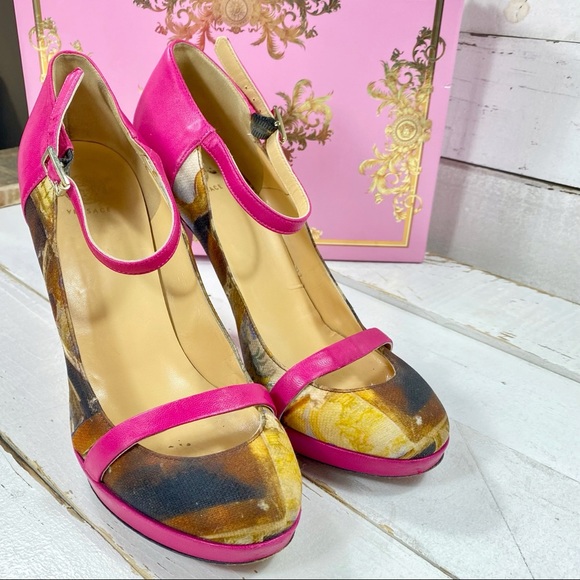 Versace Pink Round-Toe Pumps - Picture 2 of 8